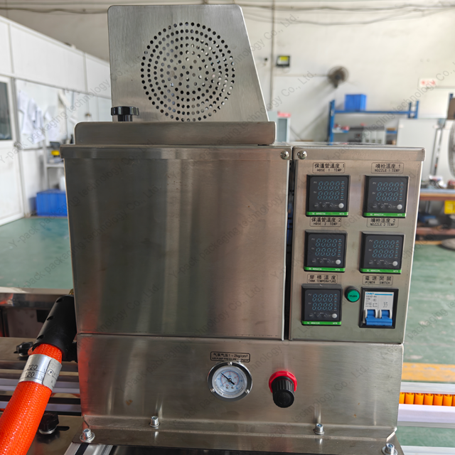 Semi-Automatic Glue Spray Carton Sealing Machine Low Cost Box Gluer Sealer 