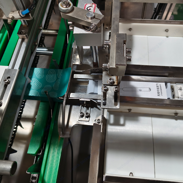 Fully Automatic Ear Spoon Weighing & Cartoning Line