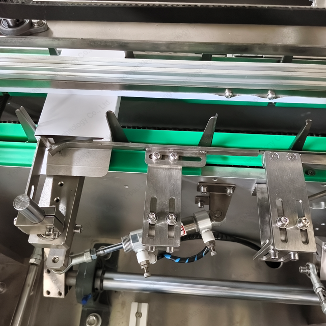 Automatic Bagged Chocolate Snacks Tuck-End Box Packing Machine